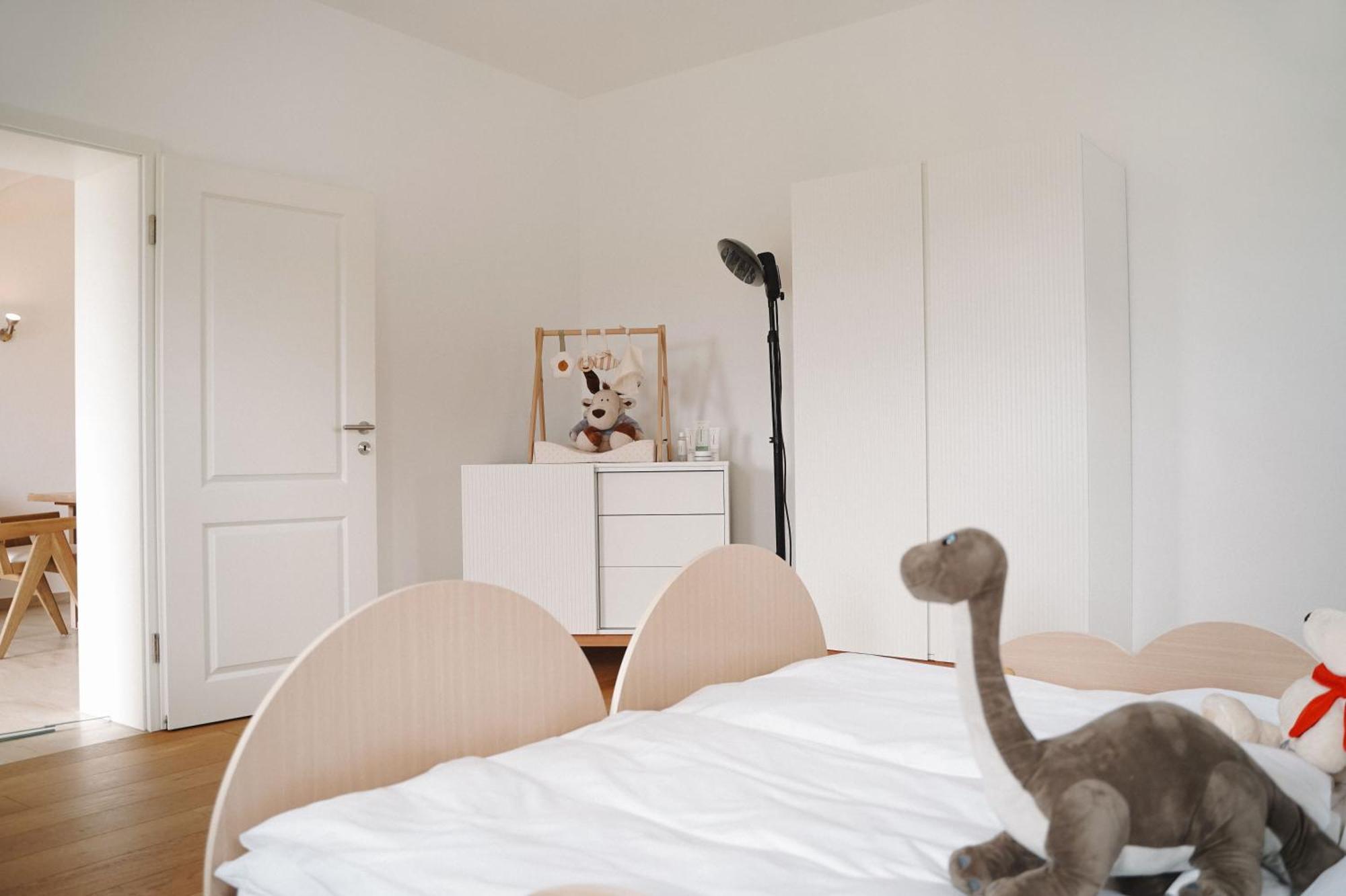 Black Horse Family Apartment - Barrierearm - Pfotenglueck - Familienzeit By Loewenherz Homes Stephanskirchen Extérieur photo