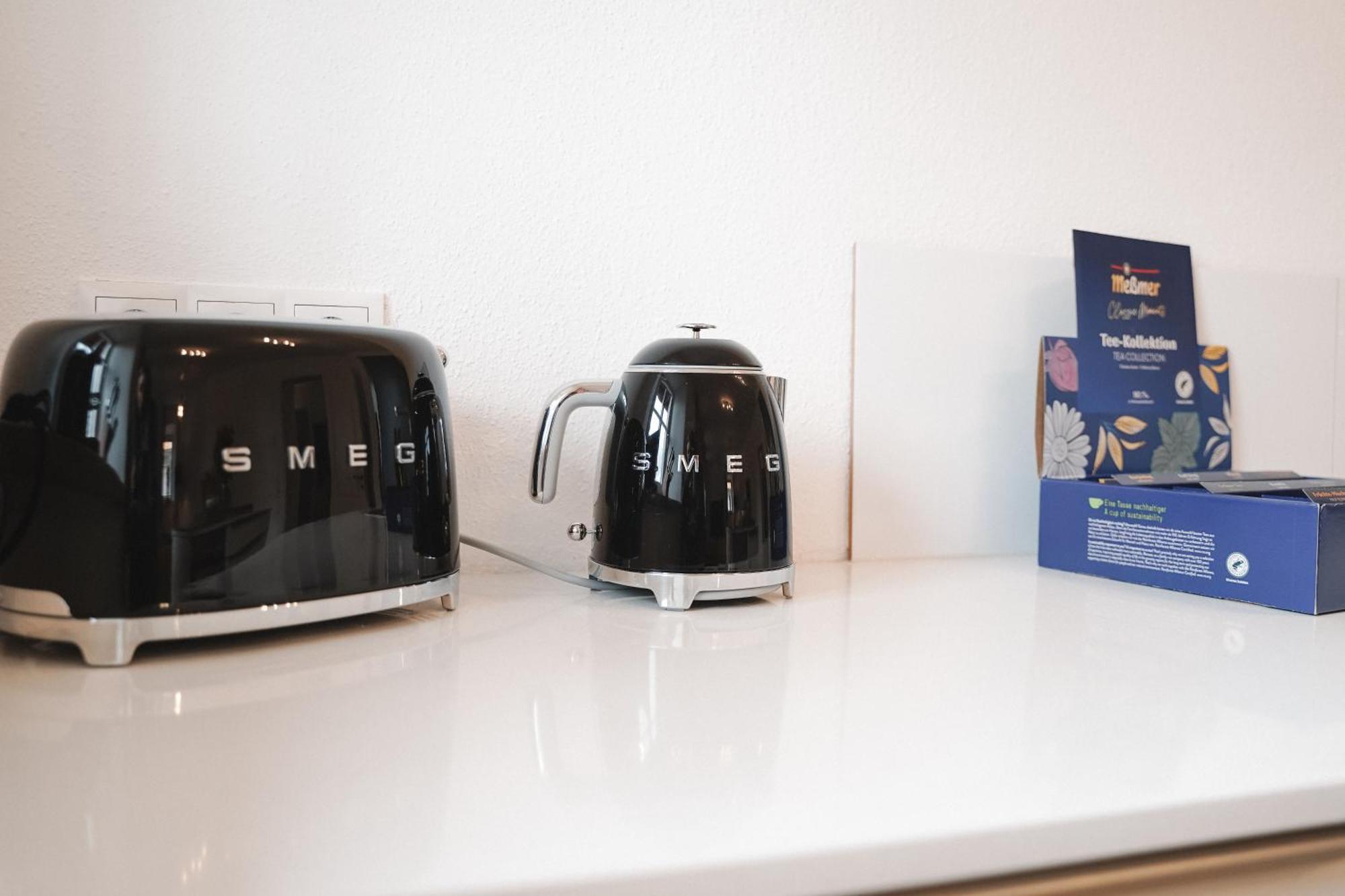 Black Horse Family Apartment - Barrierearm - Pfotenglueck - Familienzeit By Loewenherz Homes Stephanskirchen Extérieur photo